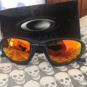 Oakley straight jacket